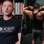 Zach Smith, fisioterapeuta: “Realizar el mismo patrón de movimiento con un peso menor ayudará a reducir el riesgo de lesiones”