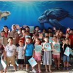 Reciben educación ambiental y conservación de especies niñas, niños y familias en el Campamento Tortuguero de La Pesca